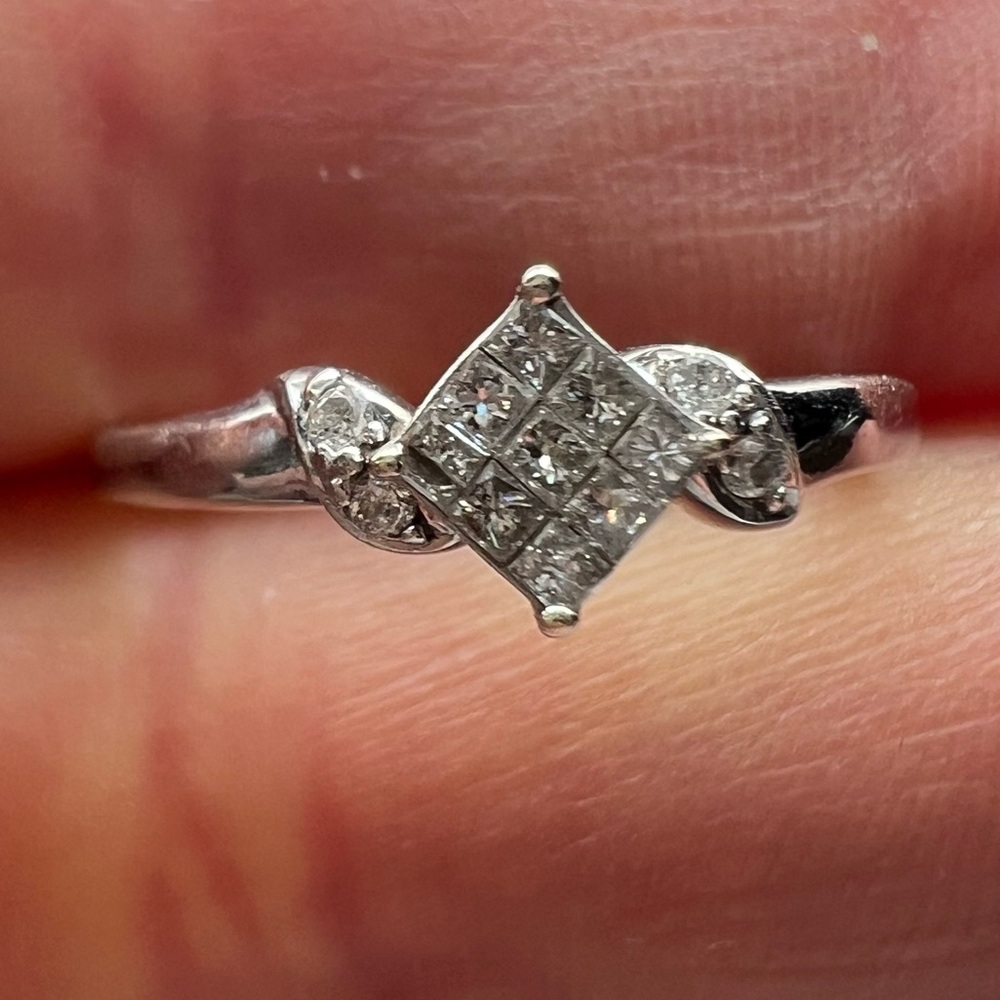 🔴🆑Authentic 💯% Real 14k White Gold Ring With Natural Diamonds🆑🔴 - Picture 8 of 8